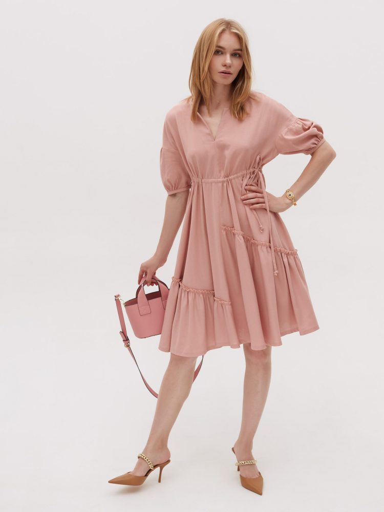 Felicia dress in pink color