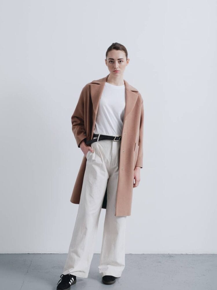 Gloria coat in beige color