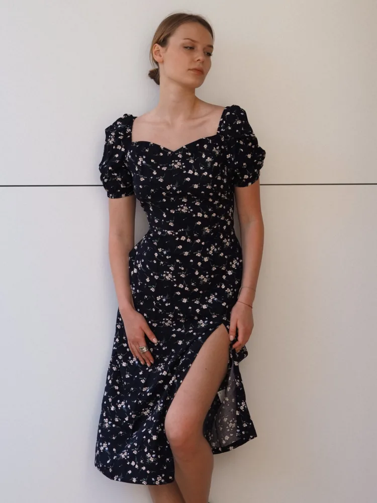 Dora dress in navy blue color