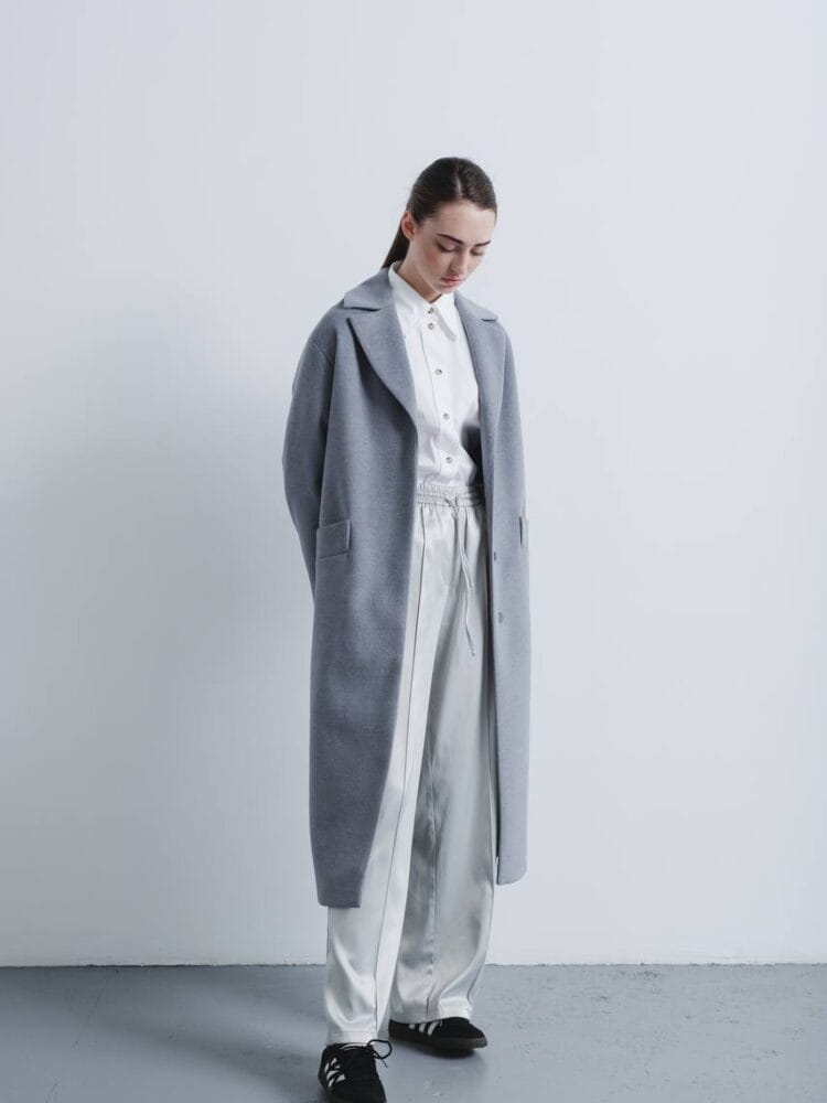 Henry coat in gray color