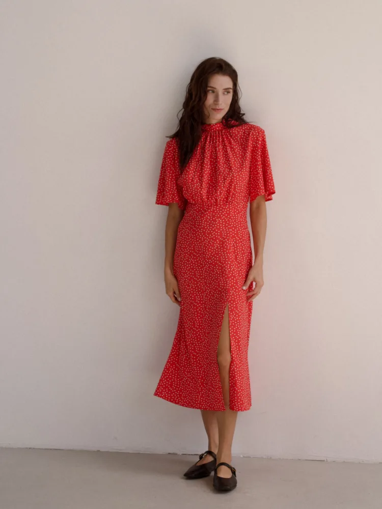 Tiana dress in red color