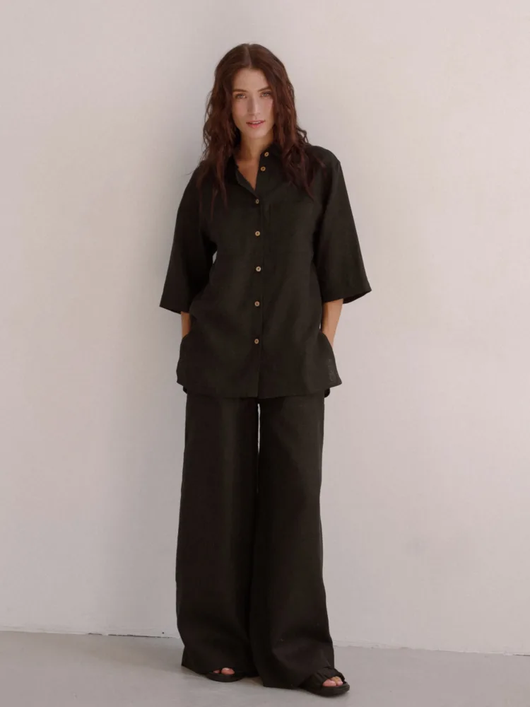 Pandora linen suit in black color