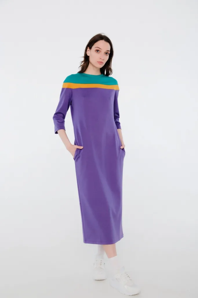 Trio dress in purple color