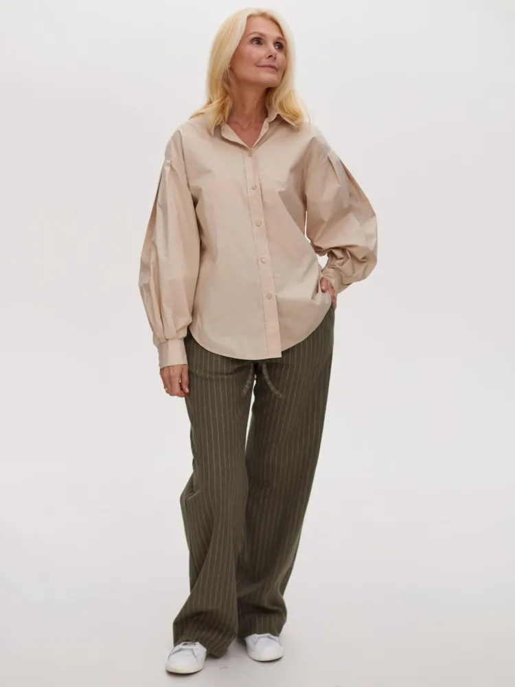 Штани жіночі мод. 403 оливкового кольору