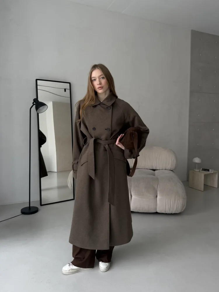 Пальто Boucle мод. B014 коричневого кольору